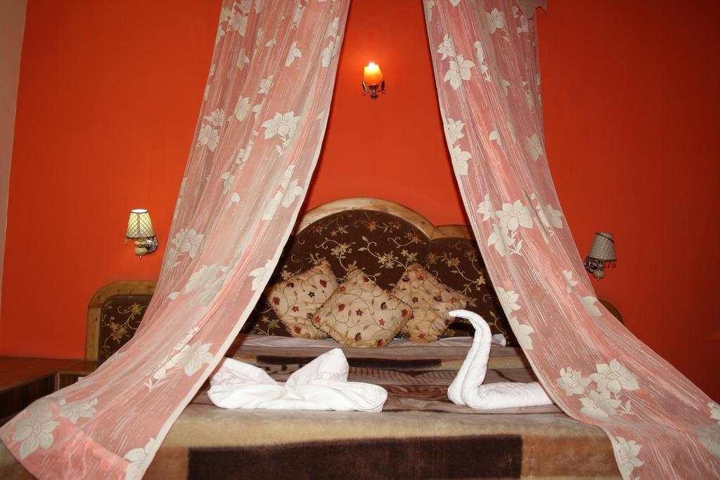 Hotel Ocean Blue Manali Εξωτερικό φωτογραφία
