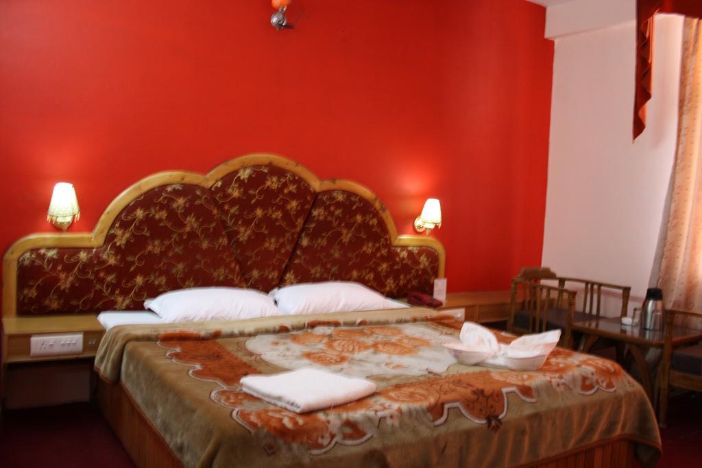 Hotel Ocean Blue Manali Εξωτερικό φωτογραφία